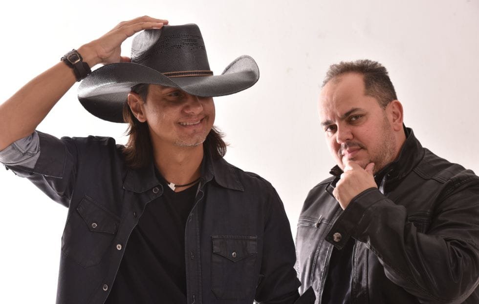 Emílio e Eduardo confirmam participação de Rionegro e Solimões entre outros no novo DVD “Momentos* Emílio e Eduardo assinam com a Mega Produções Artísticas