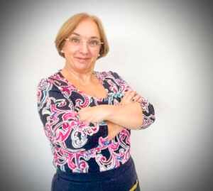 Dra. Marta Masagão e a Helpy Company – O Caminho Transparente para a Conquista do Visto Americano