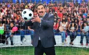 “Programa do Ratinho” recebe Diego Hypólito e Geraldo Luís no “Gol Show” desta terça (4)