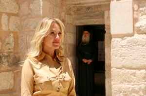 Neste domingo apresentadora Eliana continua sua aventura em Israel