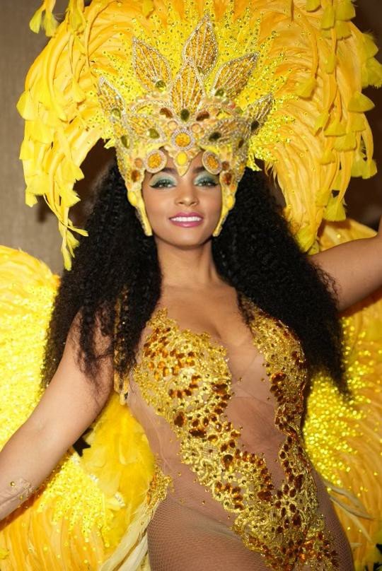 Day MDZ é a nova rainha de bateria da Tradição e terá duplo reinado no carnaval de 2024 8 Day MDZ 1