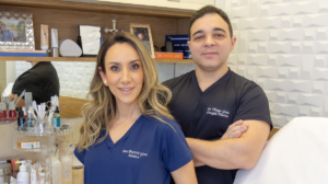 Dr. Thiago Genn e a Dra. Ana Beatriz Genn combinam a Cirurgia Plástica e a Dermatologia 