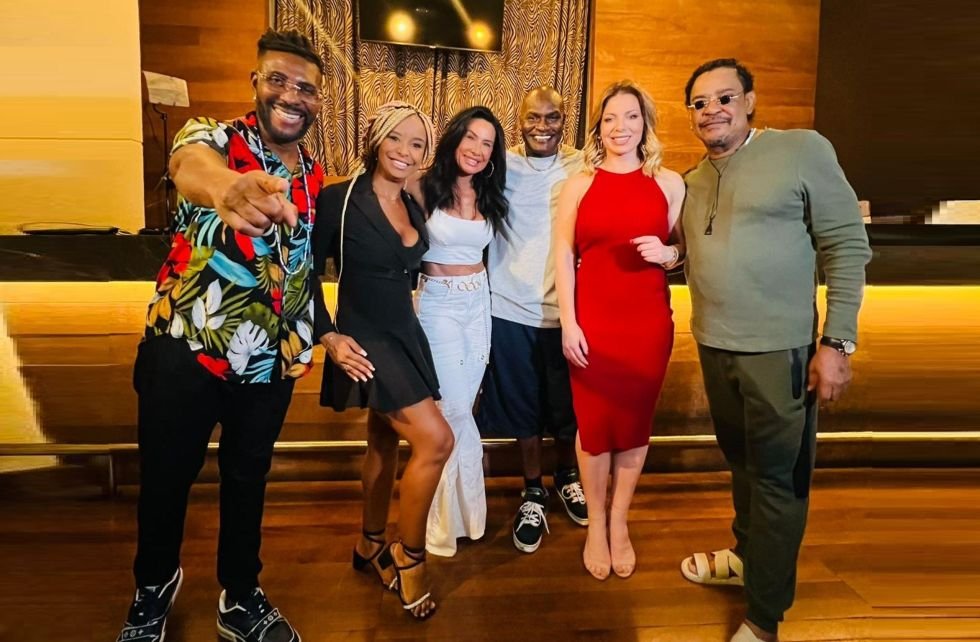 Anastácia Nascimento, guia turística na Disney, vem ao Brasil para Show de 30 anos do “É o Tchan!”