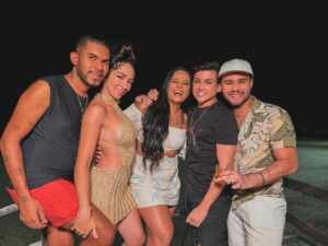 Influencers Nivaldo, Joyce Santos e Gabi Melquíades curtem férias em Porto de Galinhas
