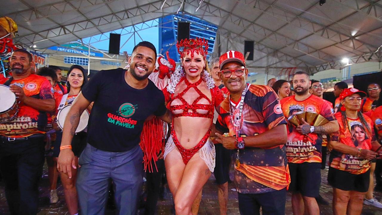 Thalita Zampirolli encanta em festival de bateria na cidade do Samba 8 IMG 20231120 WA0049