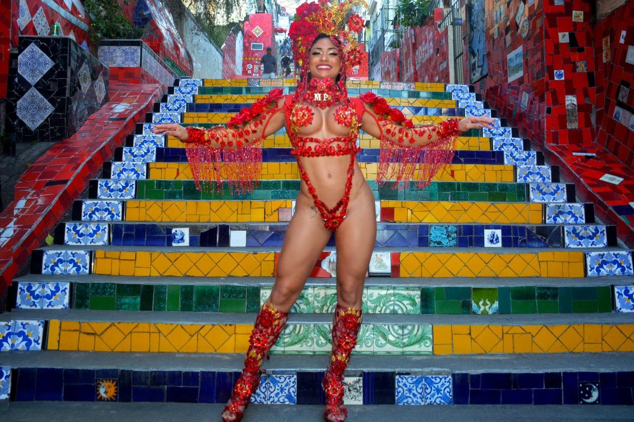 Carol Padilha, a Segunda-Princesa da Corte do Carnaval Carioca