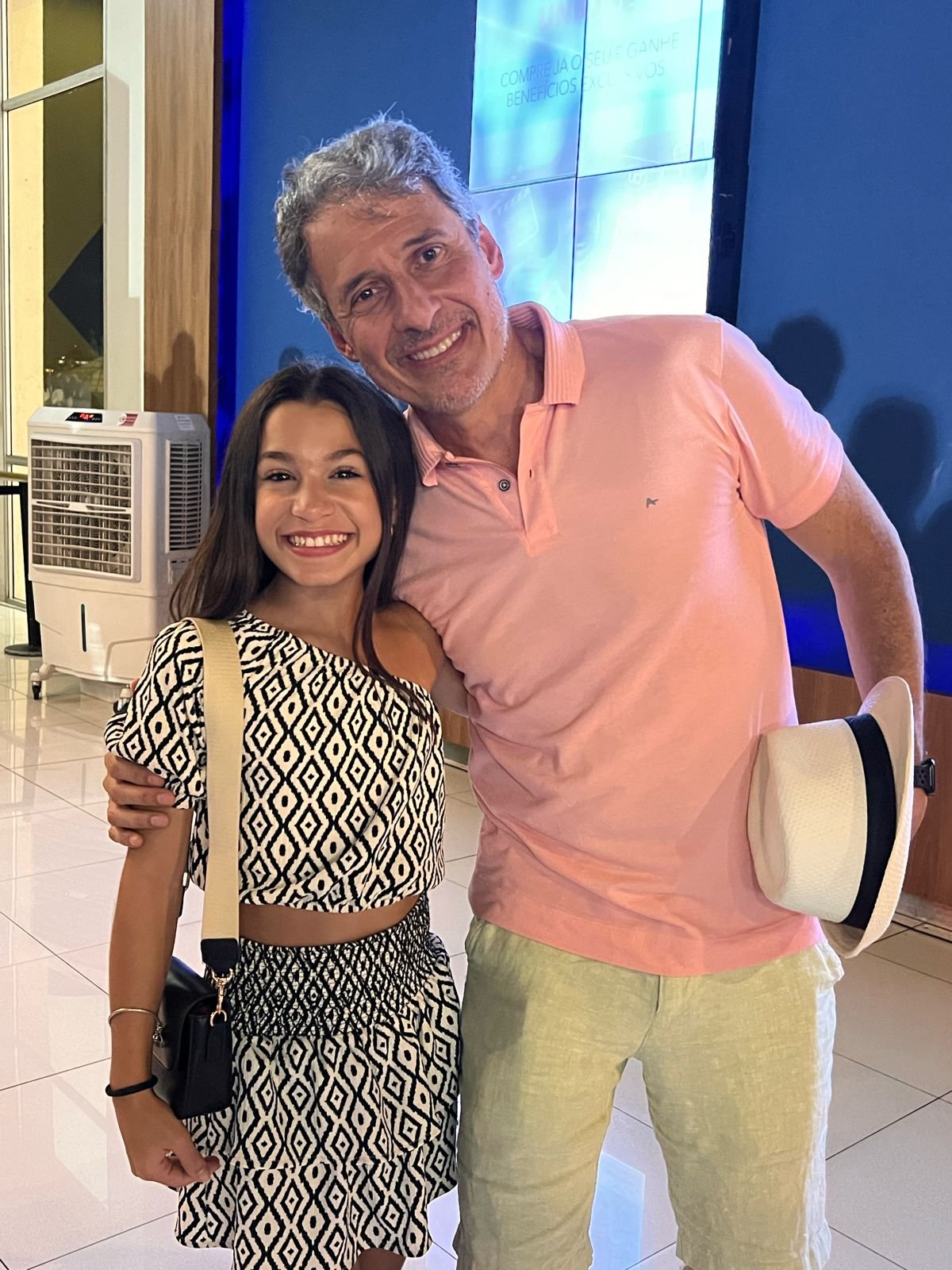 Sophia Guedes celebra o triunfante retorno de 'Os Farofeiros 2' no Rio de Janeiro 24 Sophia Guedes Farofeiros2