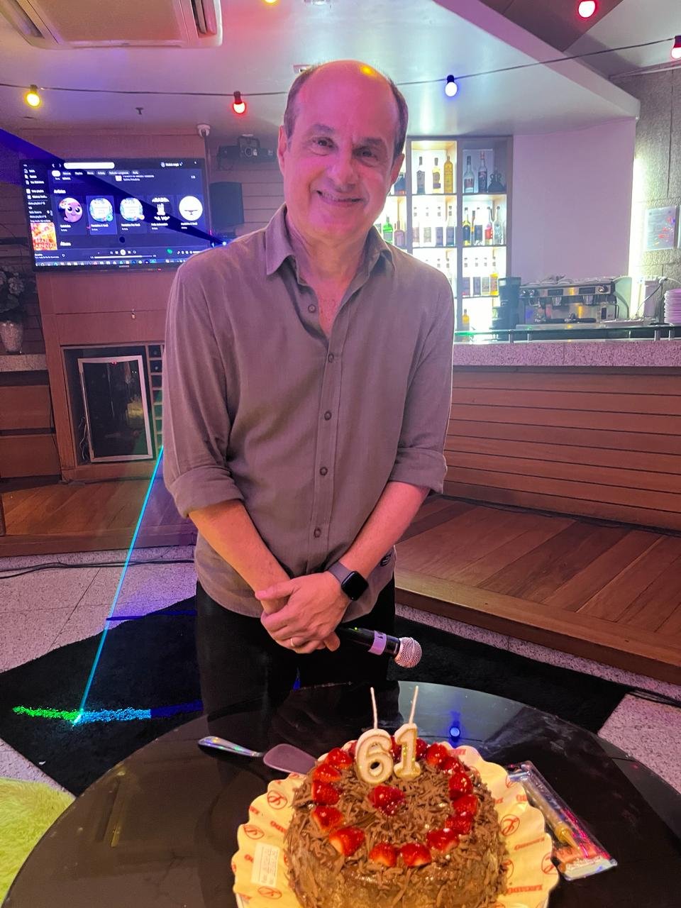 Marco Marcondes celebra 61 anos em festa animada no Rio de Janeiro 28 IMG 20240428 WA0024
