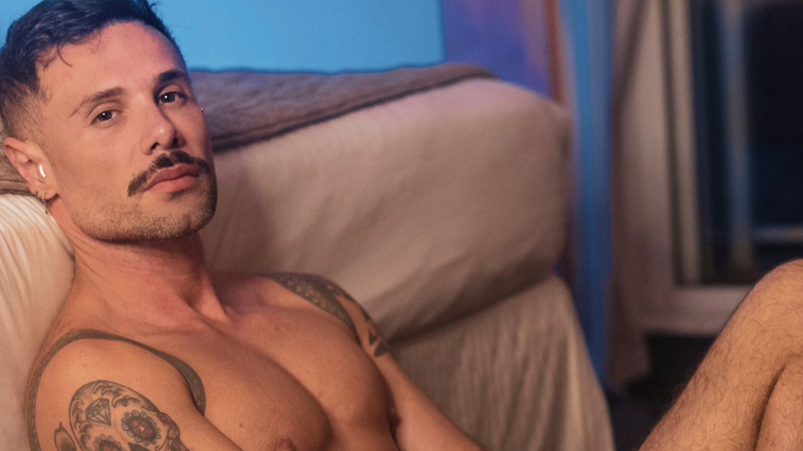 Ex-Fazenda Alex Gallete anuncia entrada no OnlyFans: Ex-Fazenda Alex Gallete anuncia entrada no OnlyFans: