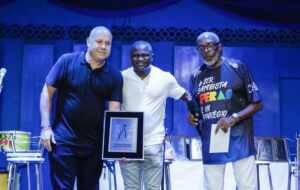 Com os melhores do ano, entrega do Prêmio Feras do Carnaval 2024 acontecerá na quadra da Estácio de Sá