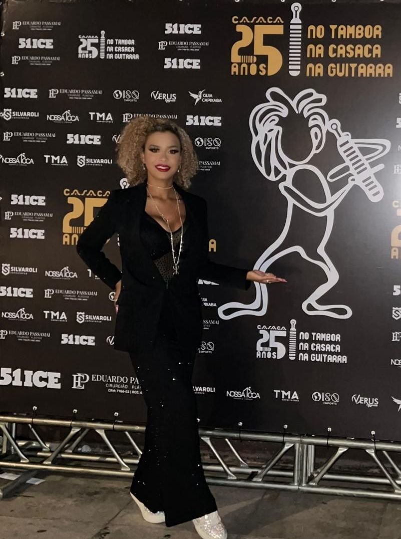 Com ingressos esgotados, Banda Casaca realiza show em comemoração aos 25 anos de carreira 27 Anastácia Nascimento - Crédito da Foto: @tatianapezzinfotografia / Divulgação