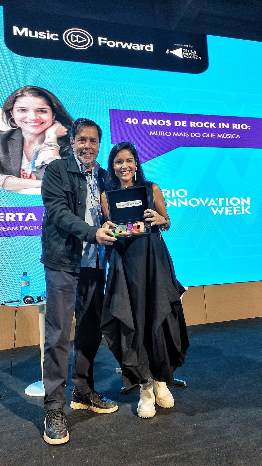 Roberta Medina Recebe Homenagem em Rio Innovation Week 24 Fotos Fred Pontes/SeturRJ/Divulgação