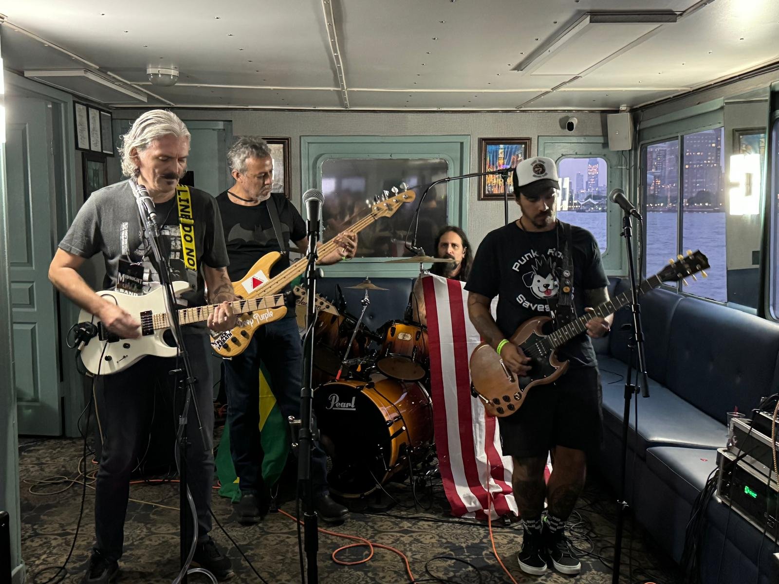 Durante Festa do Pôr do Sol, Banda Midnight Jack realiza show em navio em New York 24 MinMidnight Jack - Crédito da Foto: Rose Lima - @roselimaphotography / Divulgação
