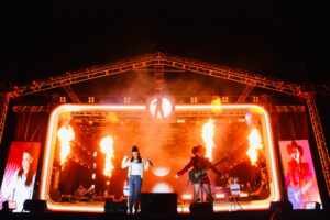 Maiara e Maraisa agitam Rodeio de Tietê com show explosivo e repertório de sucessos