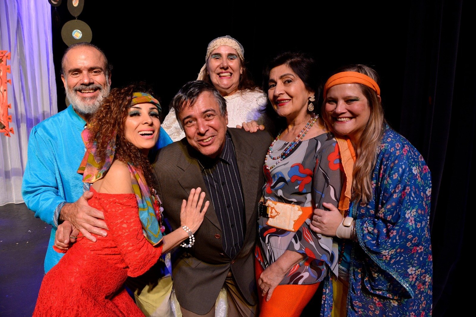 André Mattos estreia nos palcos com a comédia familiar "Antes só do que mal-assombrado" 31 IMG 20240919 WA0068