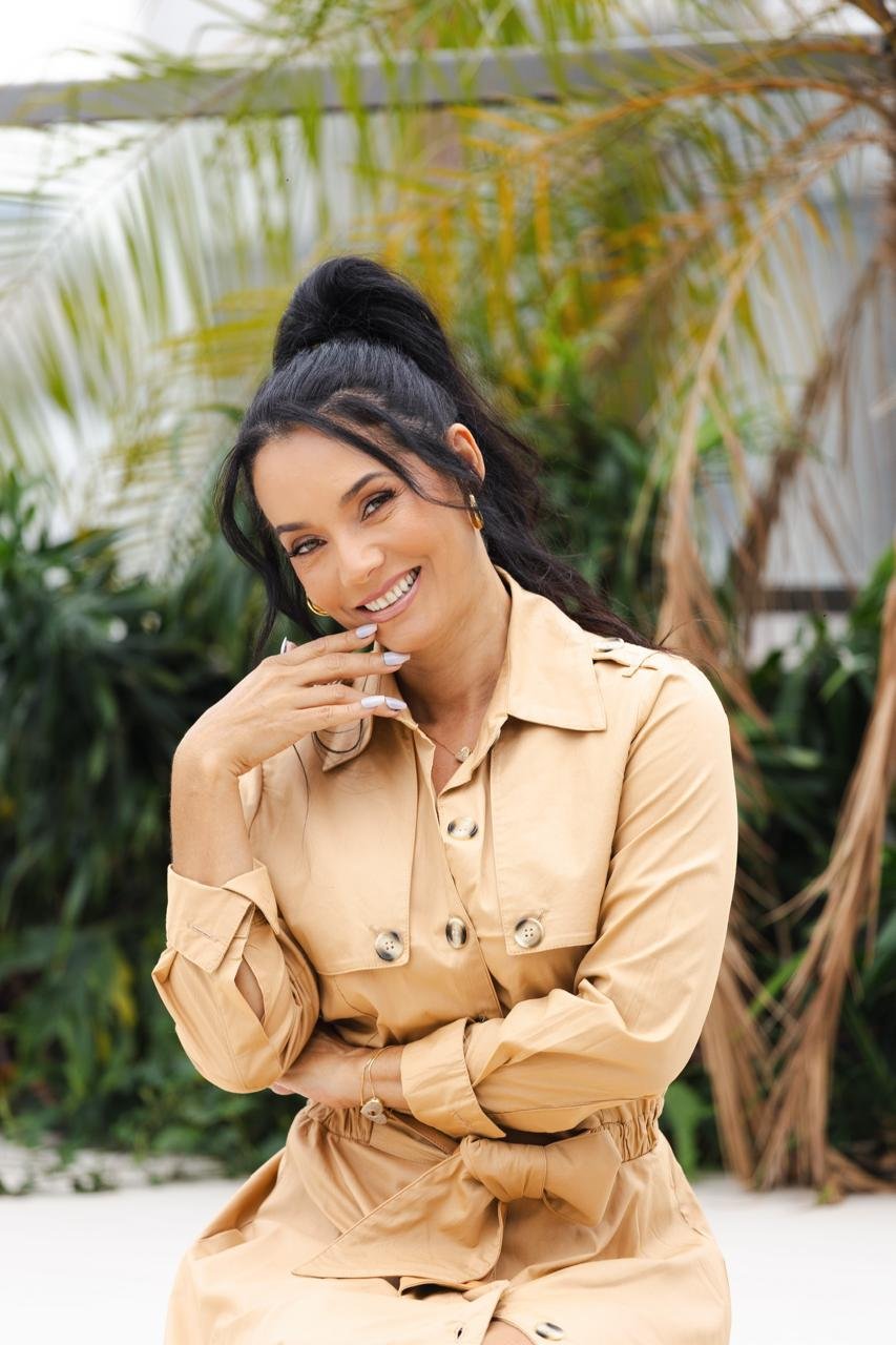 Mônica Carvalho brilha em campanha Publicitária 29 IMG 20240927 WA0036
