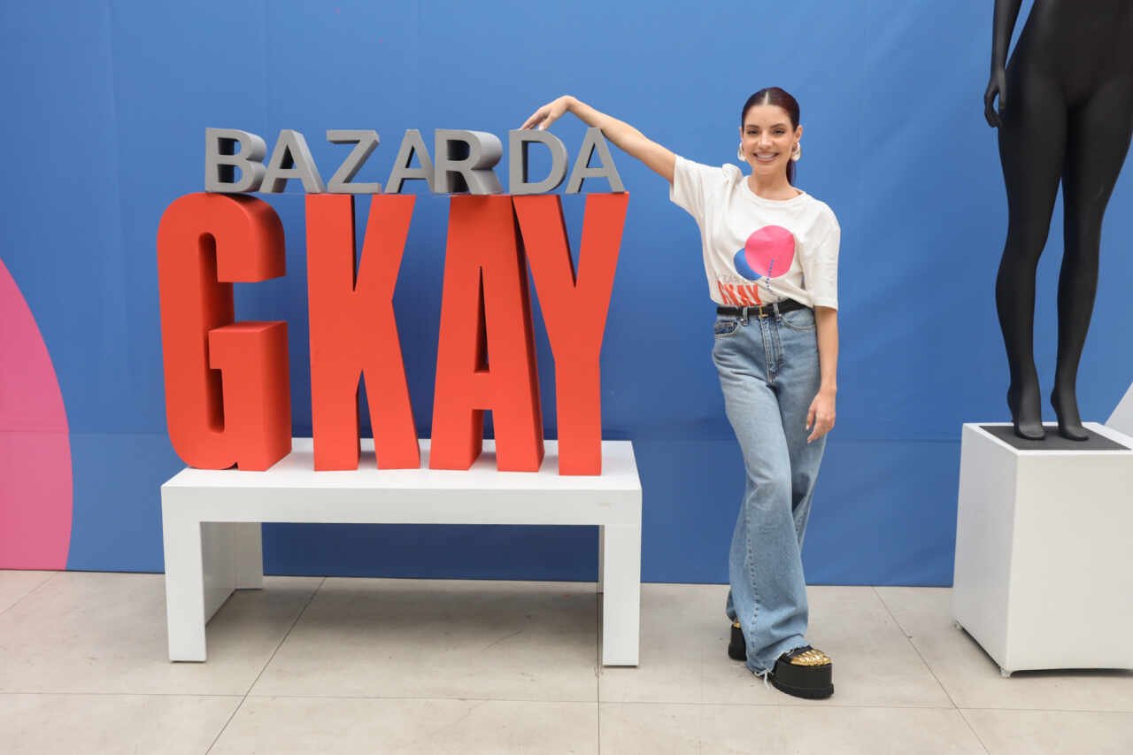 Bazar Beneficente da Gkay atrai fãs e arrecada fundos para instituições de caridade