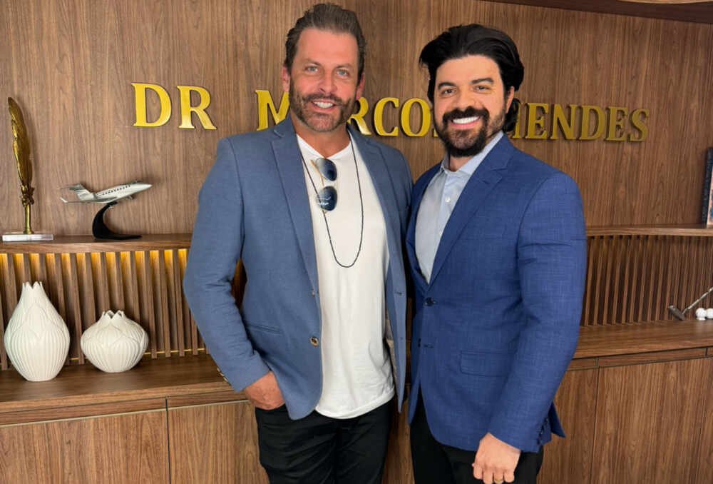 Henri Castelli combate a calvície com Sihair: A Revolução no tratamento capilar pelas mãos do Dr. Marcos Mendes Henri Castelli combate a calvície com Sihair: A Revolução no tratamento capilar pelas mãos do Dr. Marcos Mendes