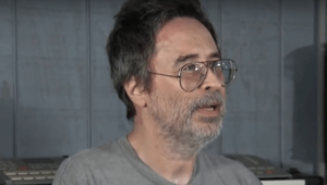 Filho de João Gilberto tem prisão decretada após acusações contra ex-mulher
