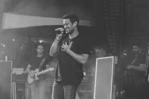 Edy Britto e Samuel brilham em Fortaleza-CE: Uma noite de emoção