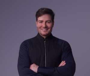 Dr. Ricardo Valentim: O Mestre dos Lábios