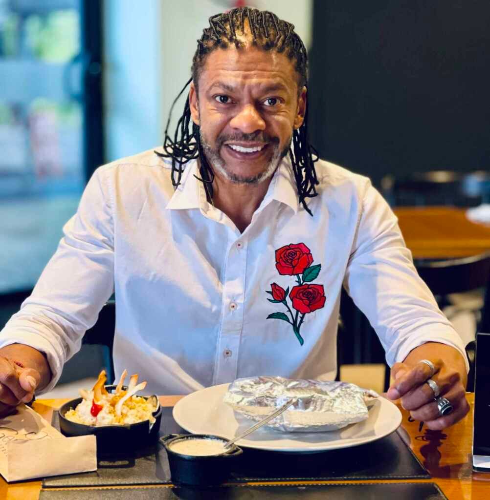 Nill Marcondes: A versatilidade de um ator que encanta o Brasil e seu prato delicioso Nill Marcondes: A versatilidade de um ator que encanta o Brasil e seu prato delicioso