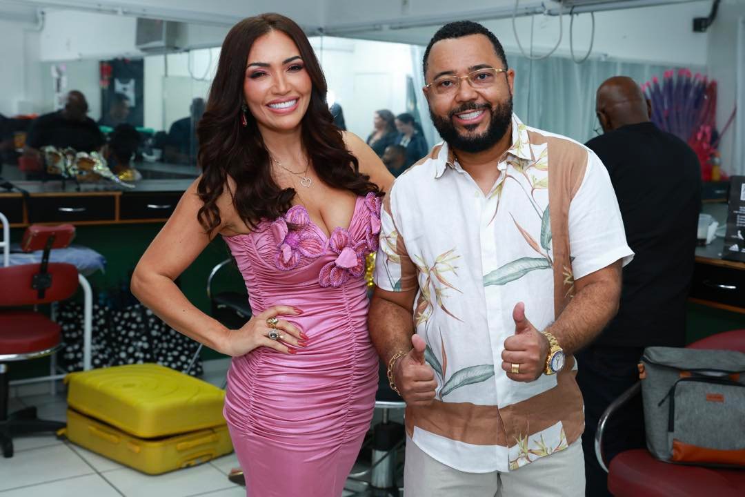 Karinah e Dudu Nobre brilham em show na feijoada da Mangueira com dança e samba de raiz