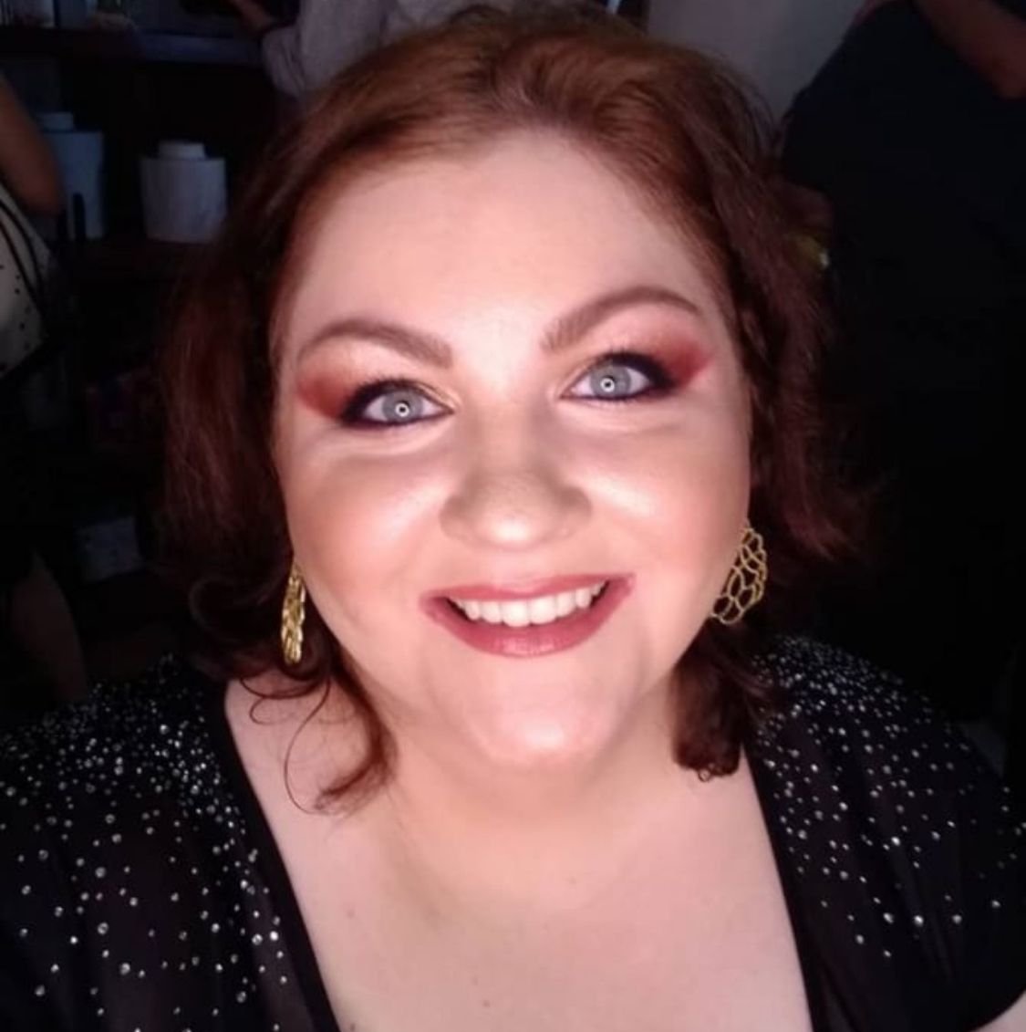 Esoterista Aline Angusso: História de superação através da espiritualidade e previsões para 2025 25 Aline Angusso - Crédito da Foto: Acervo Pessoal