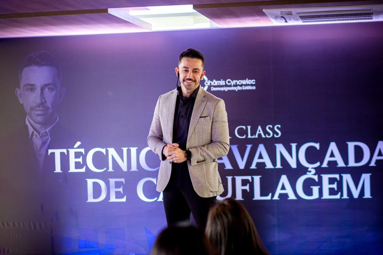 Shâmis Cynowiec: Transformando Vidas e Revolucionando a Tatuagem Paramédica Shâmis Cynowiec: Transformando Vidas e Revolucionando a Tatuagem Paramédica