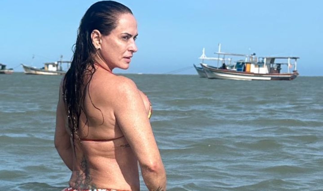 Nubia Oliiver comemora 51 anos na Bahia Nubia Oliiver comemora 51 anos na Bahia