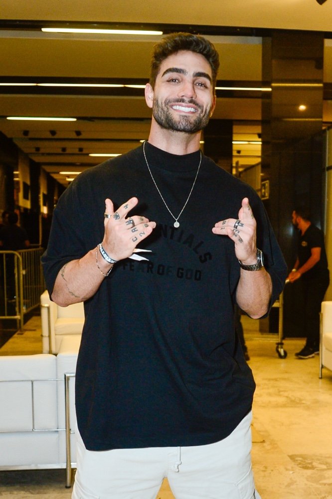 Gustavo Mioto e DJ Eme curtiram o Villa Mix São Paulo até Altas Horas 26 Desanexadas