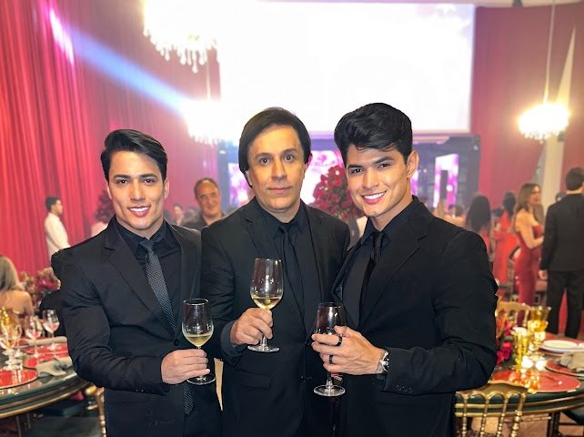 Do humor à música: Tom Cavalcante vira empresário da dupla sertaneja Jonatha e Cristiano 21 img 3630 1