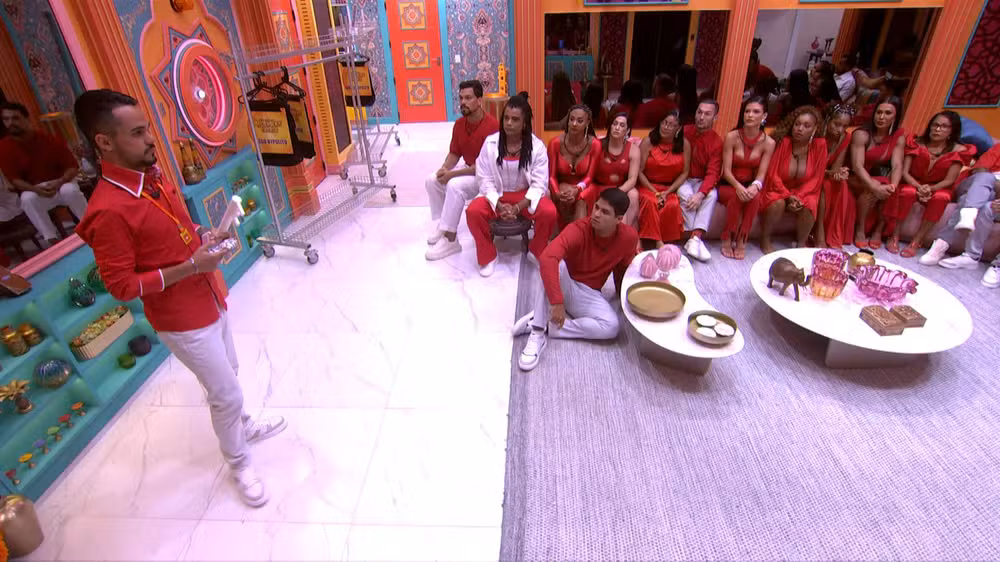 João Gabriel escolhe cinco pessoas como alvos para o 4º Paredão do BBB 25 João Gabriel escolhe cinco pessoas como alvos para o 4º Paredão do BBB 25