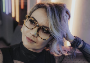 Rosângela Glasses: Um Olhar que Transforma Vidas