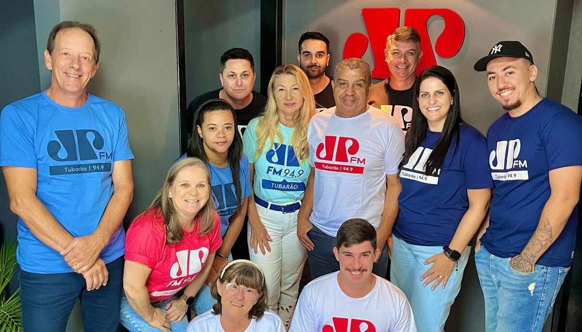Rádio Jovem Pan Tubarão comemora quatro anos no ar; entenda! Rádio Jovem Pan Tubarão comemora quatro anos no ar; entenda!
