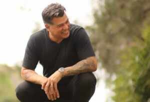Maurício Mattar apresenta “Do Silêncio ao Som” no Teatro Claro MAIS, em Copacabana