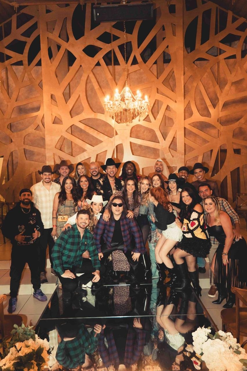 Arraiá do Max reúne famosos e celebra a cultura popular em São Paulo 29 PHOTO 2025 05 28 14 38 10 2
