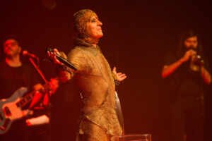 Ney Matogrosso ganha homenagem com show gratuito na Lapa