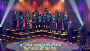 O grupo One Service disputa o prêmio de Melhor Coral do Brasil no quadro “Caldeirão de Vozes”, do programa Caldeirão com Mion