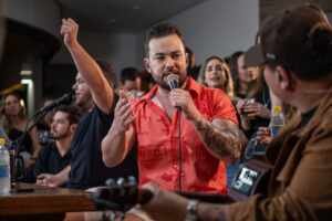 Matheus & Lorenzo gravam “Referências – Moda e Churrasco” em Chapadão do Sul