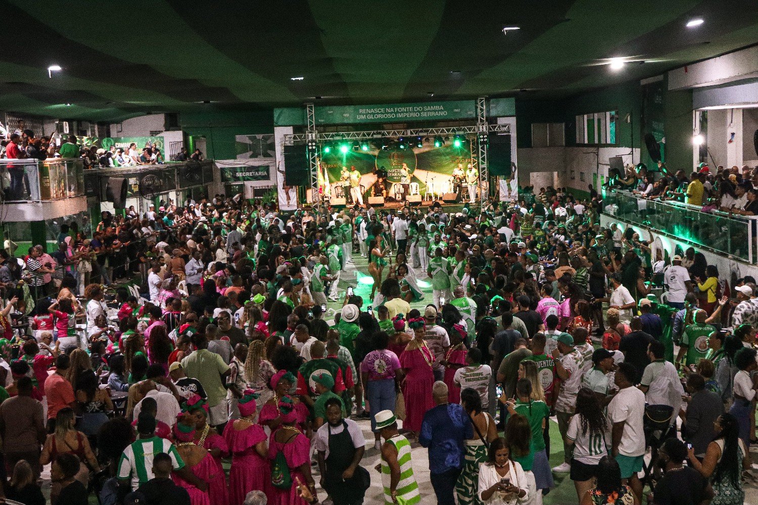 Feijoada Imperial recebe Jorginho do Império e Vinny Santa Fé no sábado (23) 24 1000149682 1