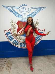 Nathália Brito cai no samba na União da Ilha e celebra jornada dupla no Carnaval 2026