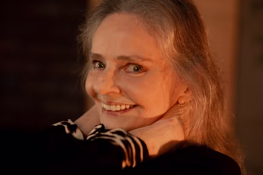 Morre a cantora Angela Ro Ro, aos 75 anos no Rio de Janeiro 24 Morre a cantora Angela Ro Ro, aos 75 anos no Rio de Janeiro