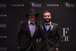 Fiduma e Jeca fazem show inesquecível em evento com principais lideranças da pecuária brasileira