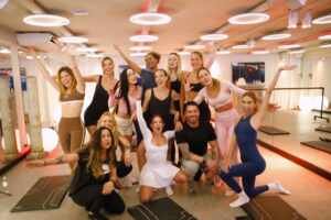 Nos preparativos para o Carnaval Gkay promove evento fitness
