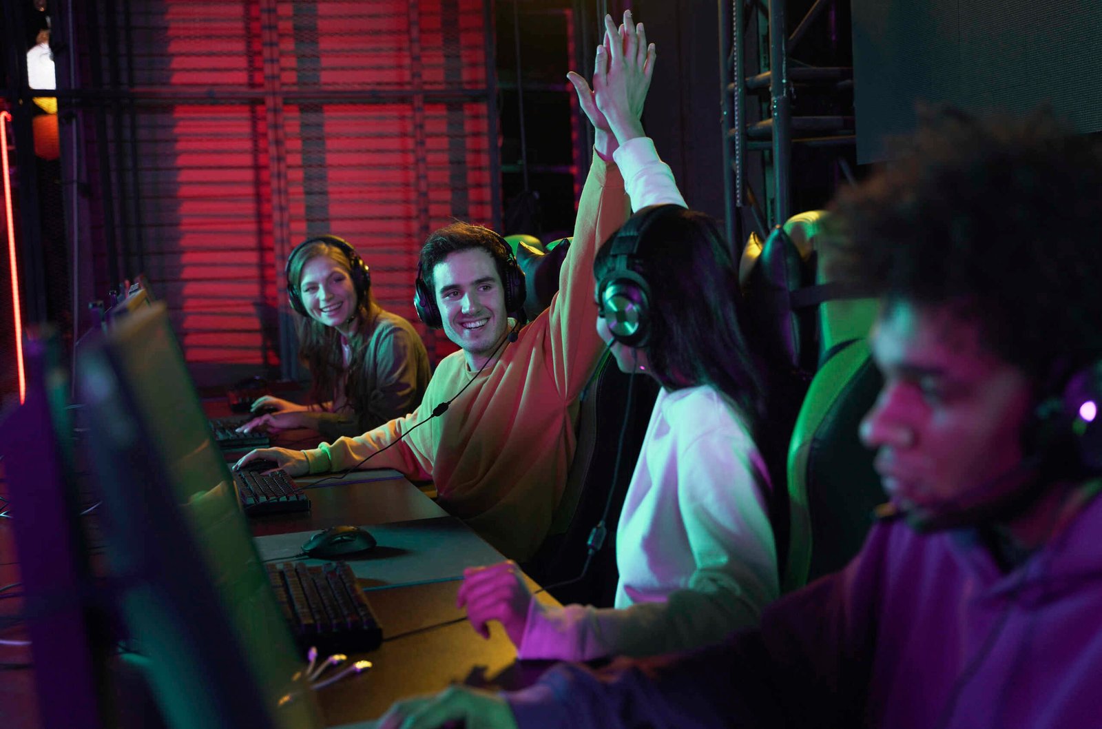 10 Jogos Mais Jogados do Brasil em 2025: Free Fire e League of Legends Continuam no Topo