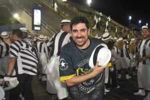 Marcelo Adnet assinará samba da Botafogo Samba Clube no carnaval de 2026