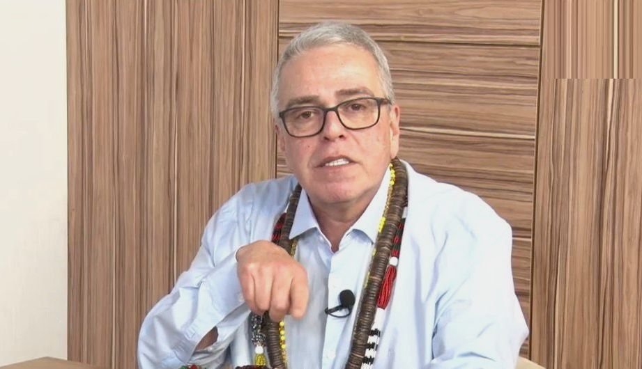Bomba! Pai Pedro de Oxum, revela se romance de Vini Jr e Virgínia Fonseca é amor ou estratégia milionária
