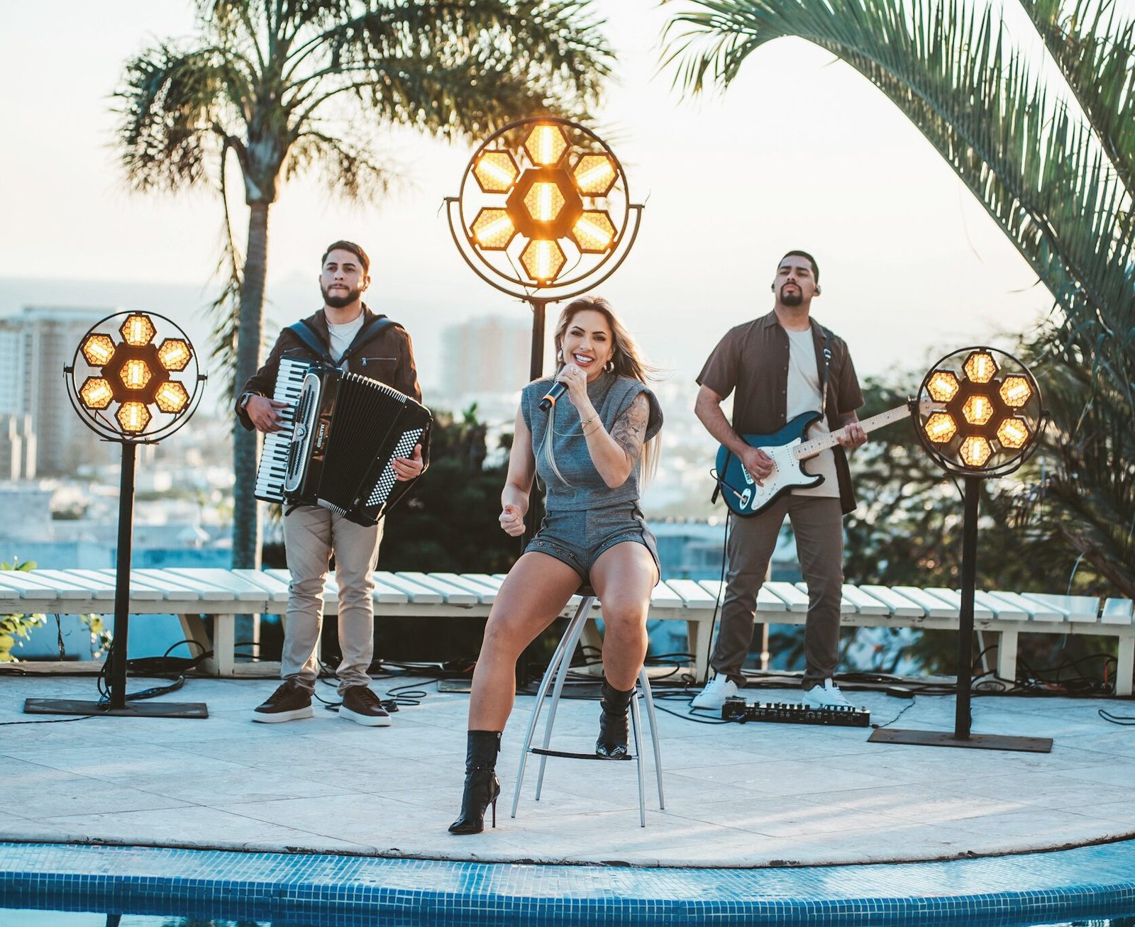Yara lança “Yara em Casa”, um audiovisual intimista que marca nova fase na carreira 26 85A5AF2E 7E94 476D BBB7 ACEDA416680E.heic