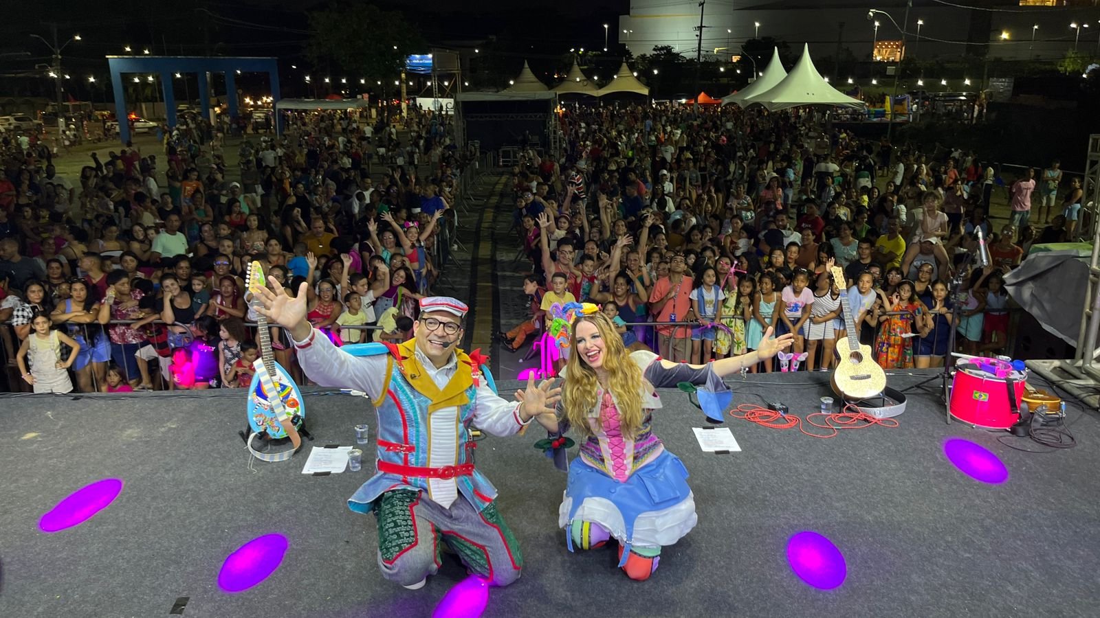 Tio Bruninho e Tia Carol sucesso da música infantil pernambucana Tio Bruninho e Tia Carol sucesso da música infantil pernambucana